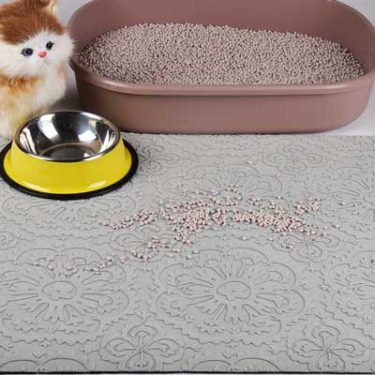 Ray CC pet food bowl mats